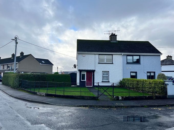 4 Bed, 1 Bathroom Semi-Detached House, Killarney, Co. Kerry — O'Callaghan Town & Country Real Estate