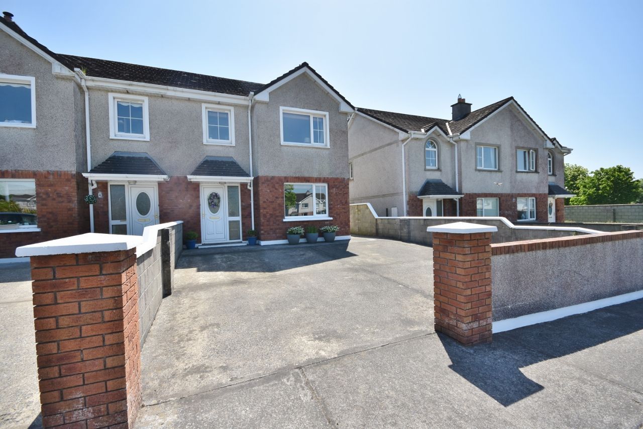 Semi detached House3 Racecourse Heights, Tralee, Co. Kerry — Daire McCann Property
