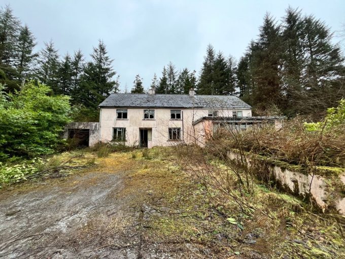 Derelict 6 Bed, 2 Bath Detatched House, Ballydesmond, Co. Kerry — O'Callaghan Town & Country Real Estate