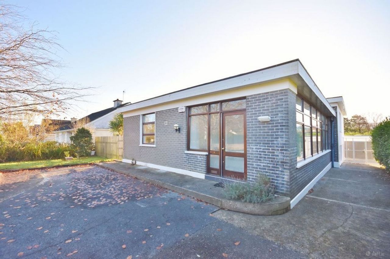 bungalow9 Castle Demesne, Tralee, Ballinahow, Co. Kerry — Daire McCann Property