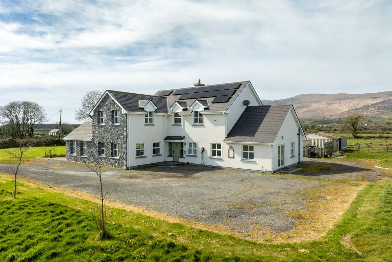 Ardcanaught West,Castlemaine,Killarney,Co. Kerry — Jim Burns and Company