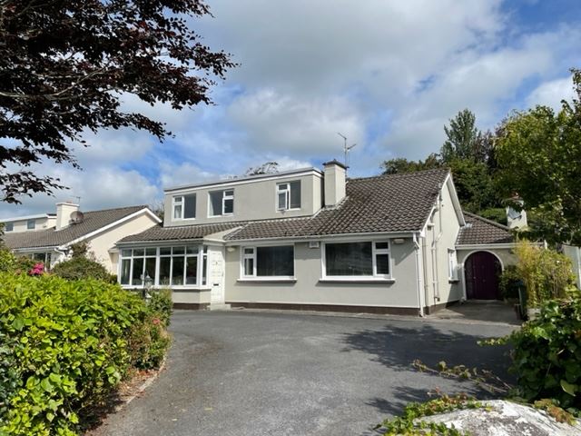 4 Castle Demesne, Tralee, Kerry, V92 KWY9 Detached House — Property Partners Darragh Ó Sé