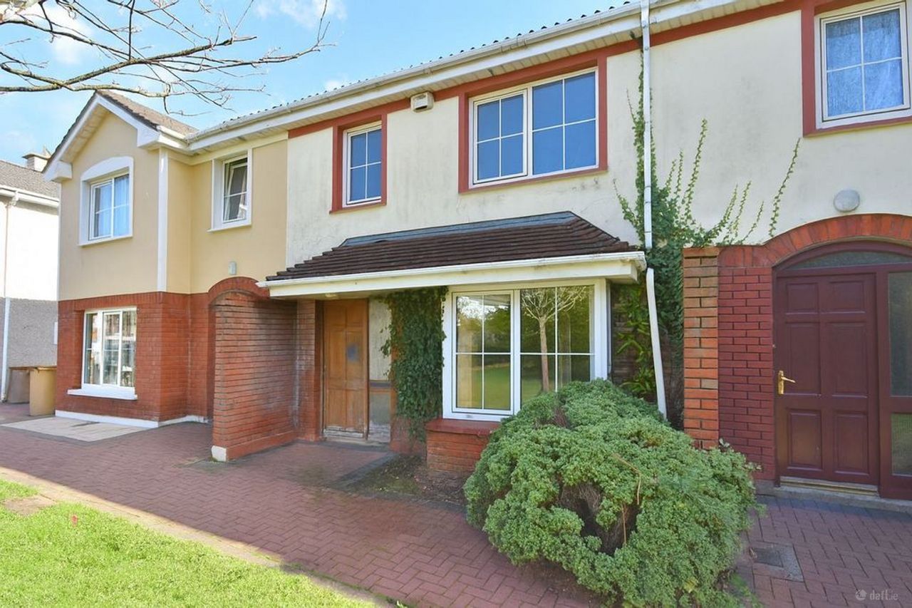 Terraced House5 Tamhnach Lí, Monavalley, Tralee, Co. Kerry — Daire McCann Property