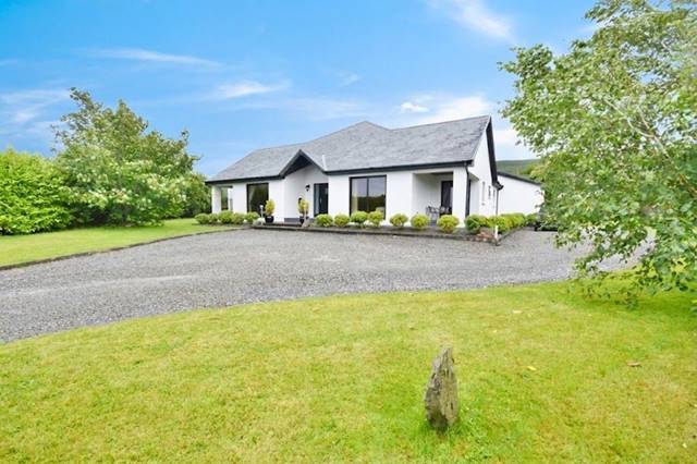 Keelballylahiff, Castlegregory, Kerry, V92X6C7 Detached House — Property Partners Darragh Ó Sé