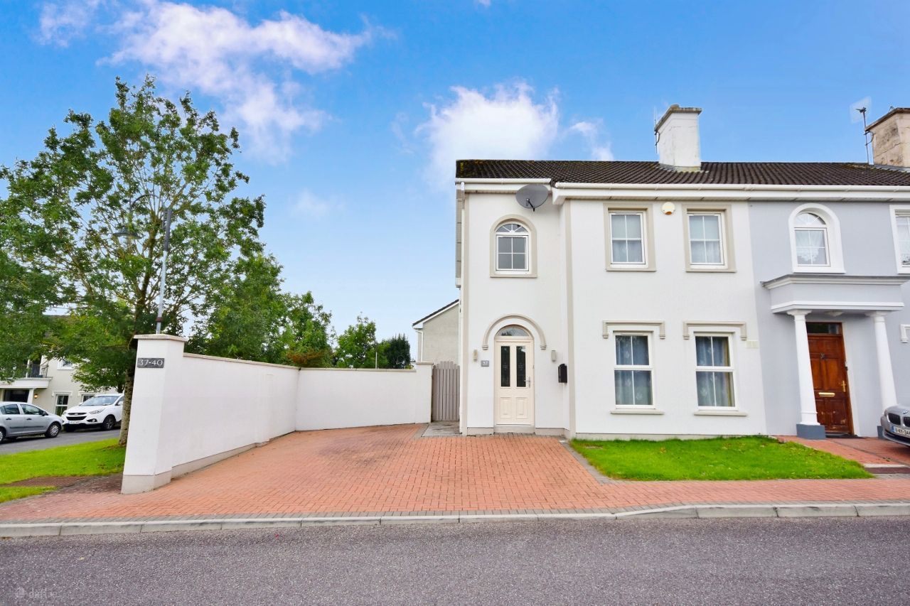 Semi detached House37 Sundays Well, Lisloose, Tralee, Co. Kerry — Daire McCann Property