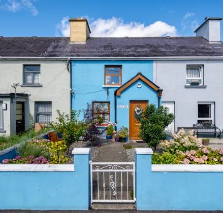 Sean Nós 2 Old Seaview Cottages Sneem Co Kerry V93P9H9 — Sherry FitzGerald Daly