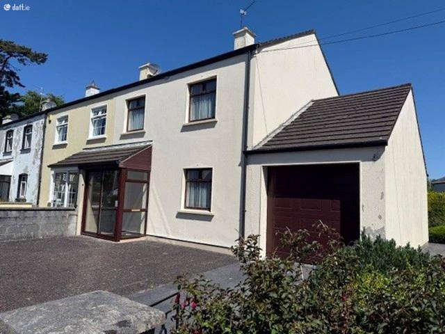 12 Cloghers Drive, Cloghers, Tralee, Co. Kerry Semi-detached House — Ger Carmody Estates