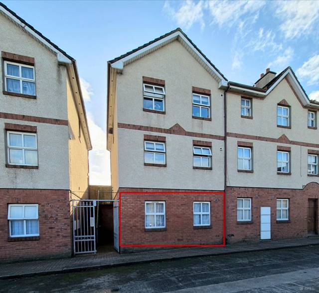24 Chapel Street, Tralee, Co. Kerry Apartment — Ger Carmody Estates