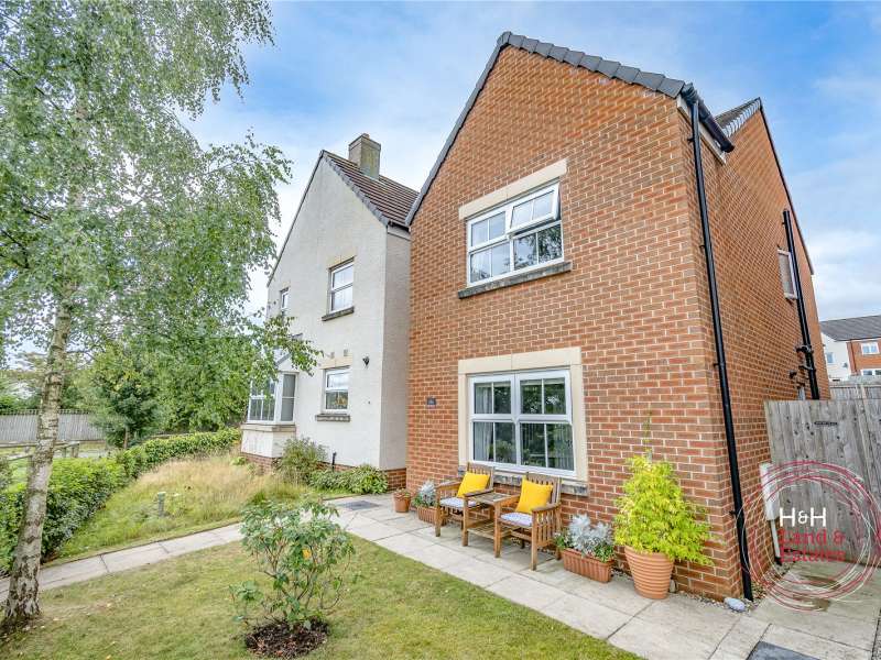 162 Tulip Gardens, Penrith, Cumbria, CA11 8BY — H & H Land Estates