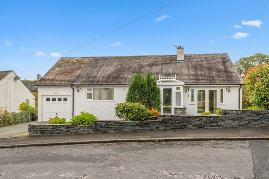 Lane Head, Windermere, LA23 — Thomson Hayton Winkley