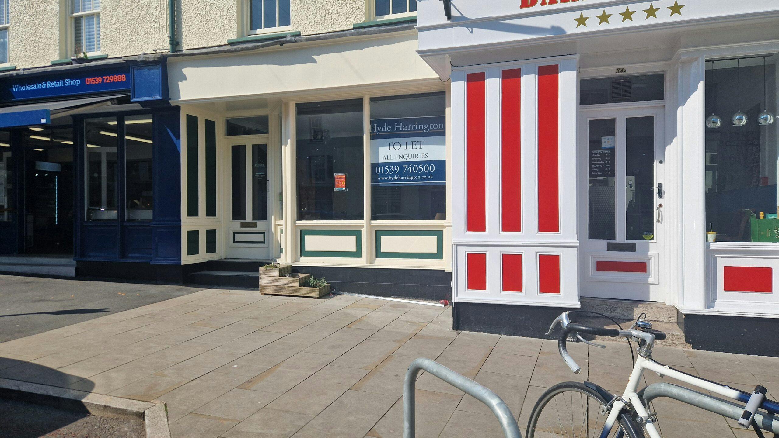 Under Offer to let 34 Stramongate Kendal **ingoing available** 34 stramongate, kendal Retail — DM Hall