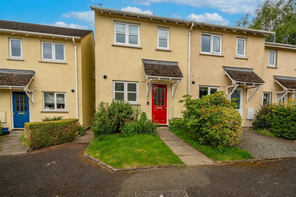 St. Oswalds View, Burneside, Kendal, LA9 — Thomson Hayton Winkley