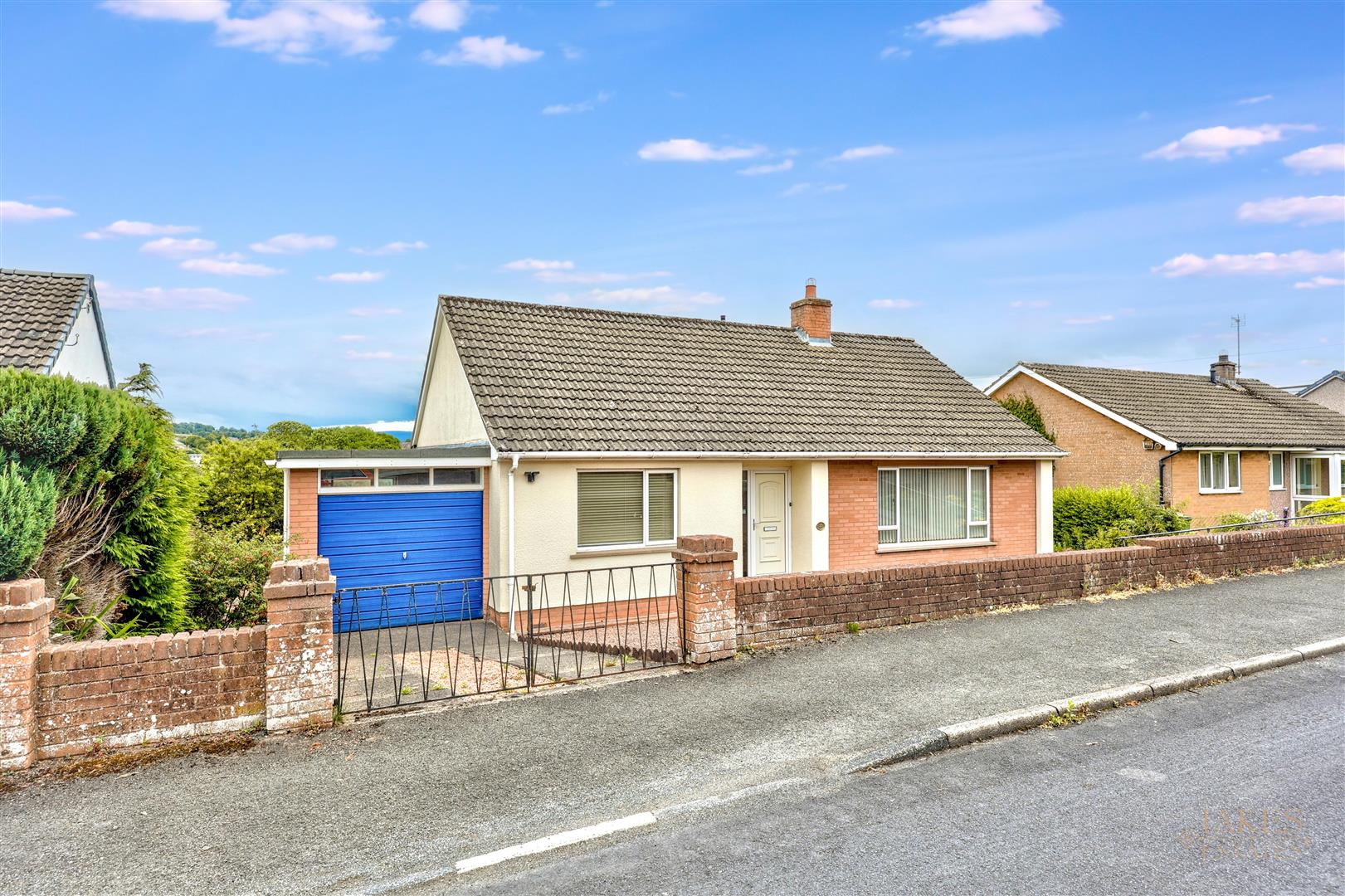 Netherend Road — Lakes Estates