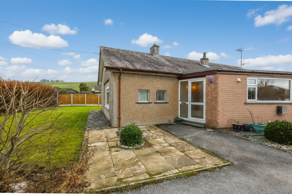 Lumley Road, Kendal, LA9 — Thomson Hayton Winkley