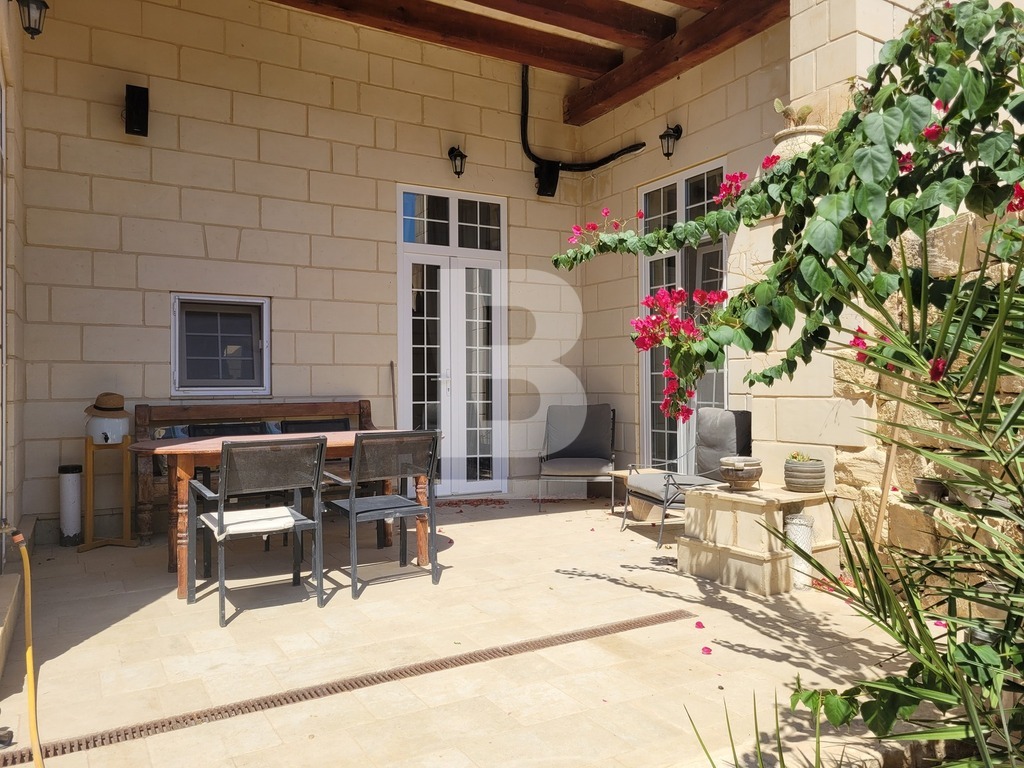 6 bed Houses of Character for Sale in Zabbar — Belair Property