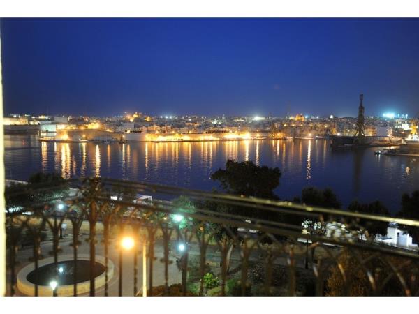Penthouse — RE/MAX Malta