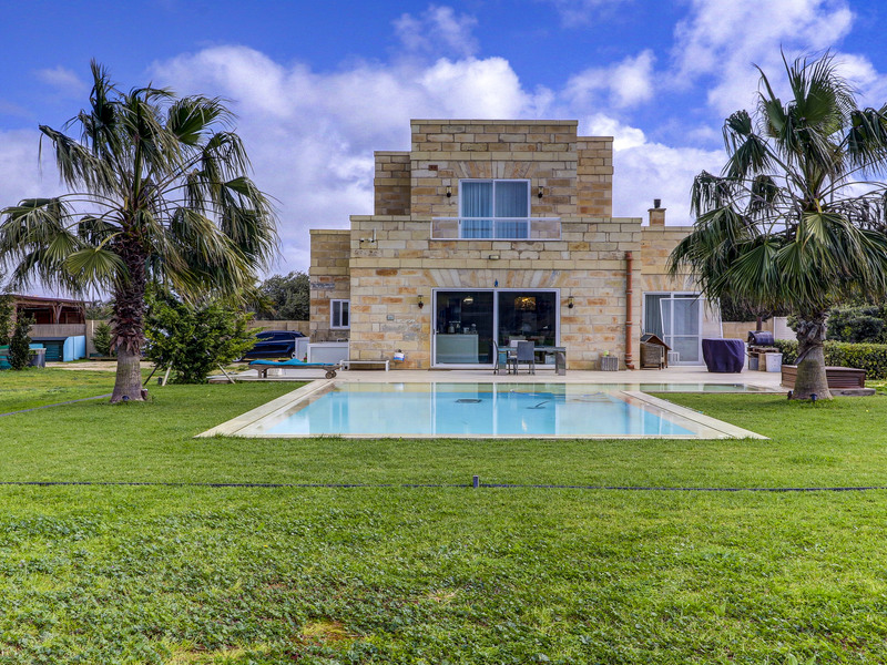 4 bed Villa in Dingli — Malta Sotheby's International Realty