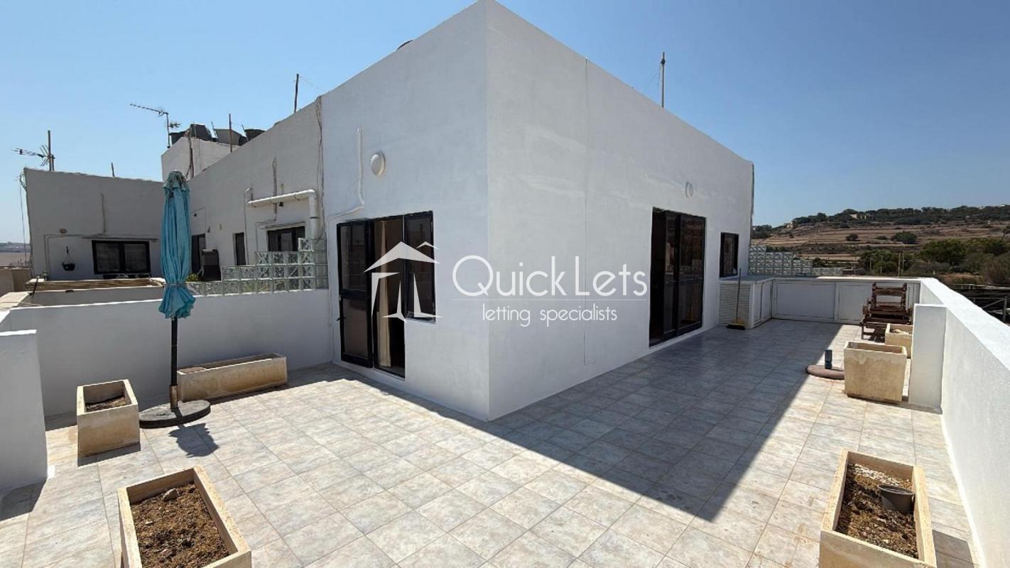 Penthouses in St. Paul's Bay - REF 88897 — QuickLets
