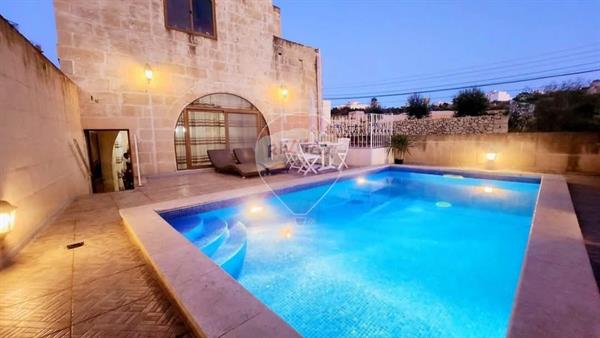Farmhouse — RE/MAX Malta