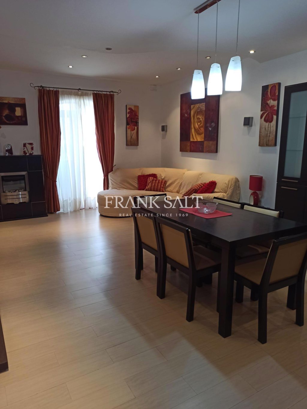 Pembroke, Duplex Maisonette — Frank Salt Real Estate
