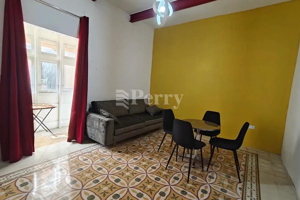 Cospicua (Bormla) Town House — Perry Estate Agents