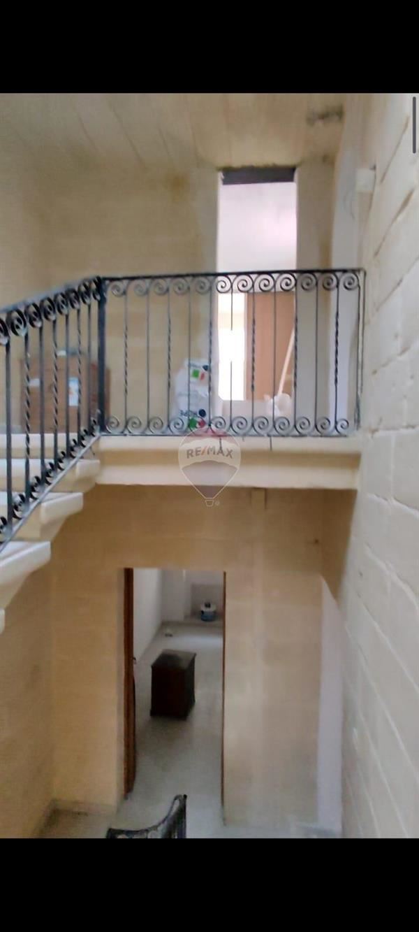 Townhouse — RE/MAX Malta