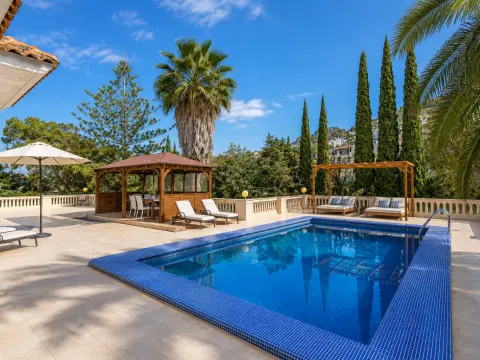 4 bed Selection in Best — Malta Sotheby's International Realty