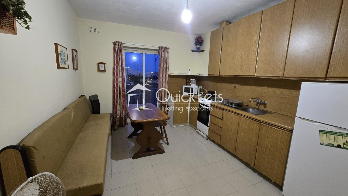 Apartments in Qawra - REF 87155 — QuickLets
