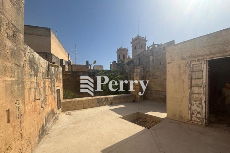 4 Bedroom House of Character For Sale in Zebbug — Perry Ltd