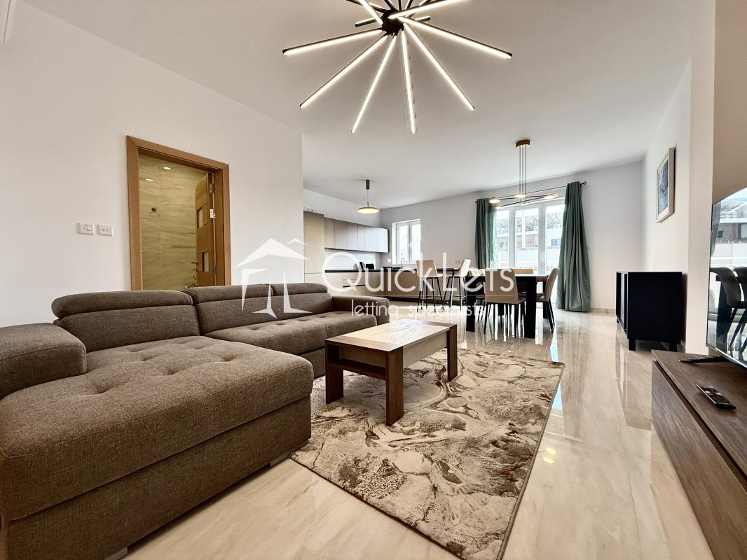 Apartments in Mosta - REF 88140 — QuickLets