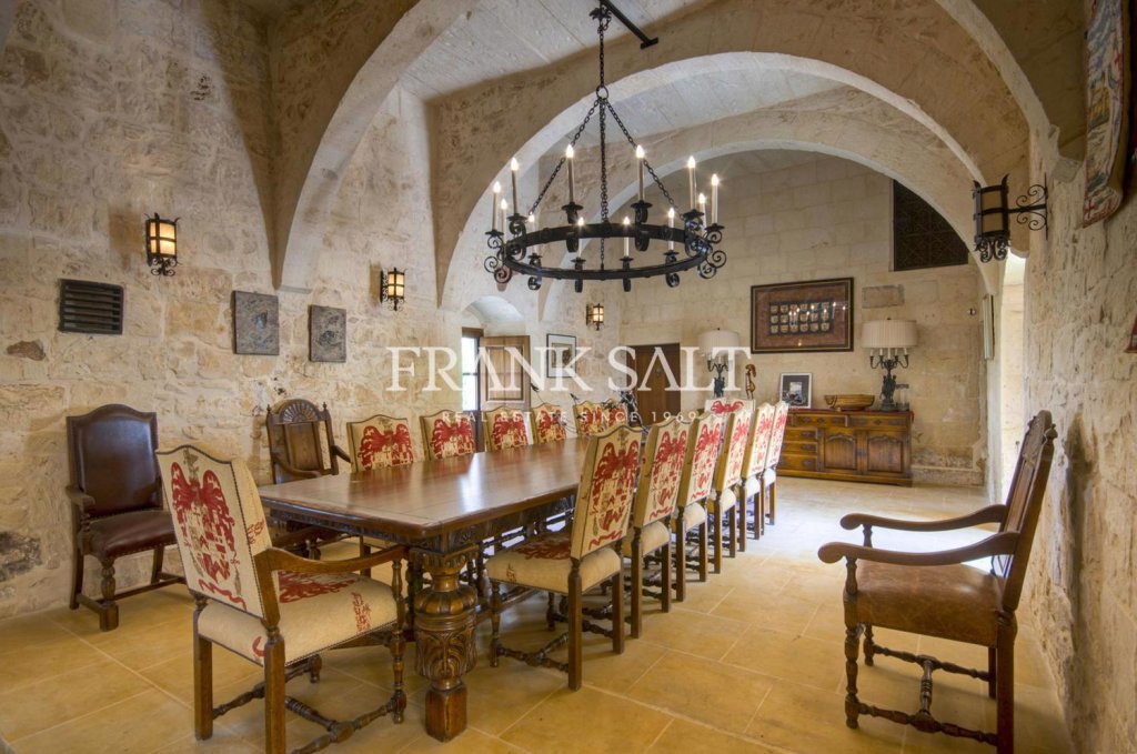 Qormi, Palazzo — Frank Salt Real Estate