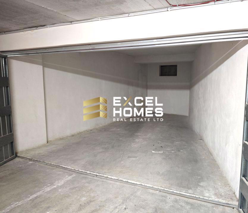 Garage — Excel Homes Real Estate