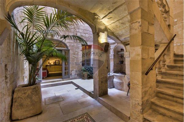 Palazzino — RE/MAX Malta