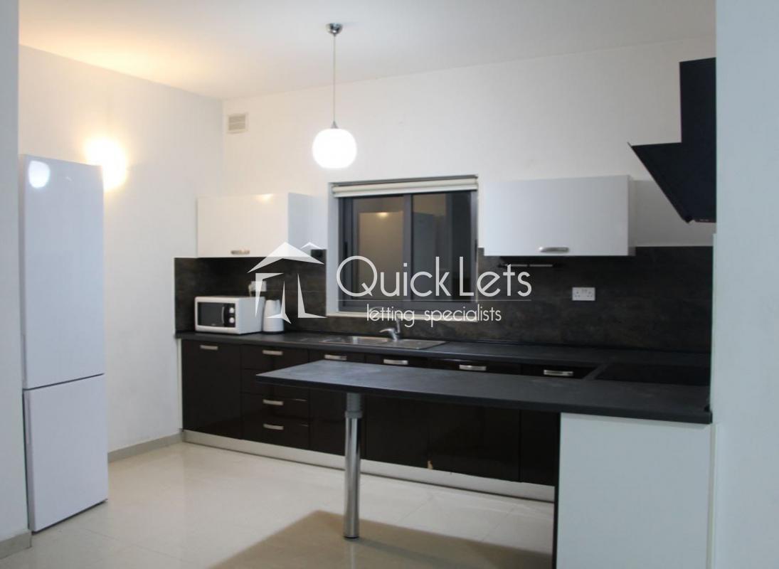 Apartments in Sliema - REF 78962 — QuickLets