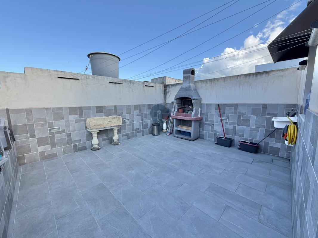 Townhouses in Ta' Xbiex - REF 87899 — Zanzi Homes