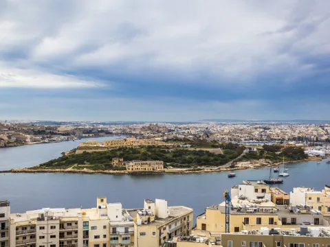 2 bed Apartment in Fort Cambridge, Sliema — Malta Sotheby's International Realty