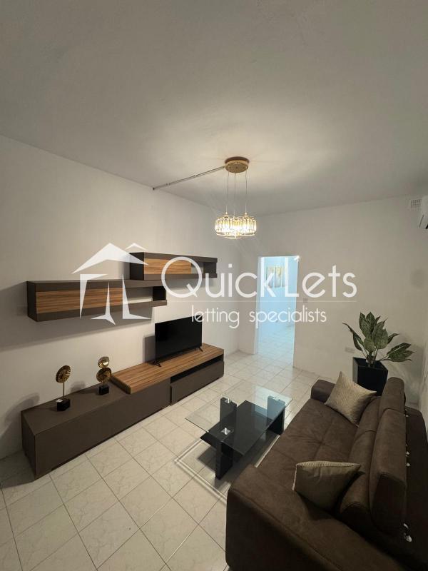 Maisonettes in Santa Venera - REF 90533 — QuickLets