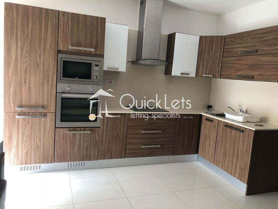 Apartments in Sliema - REF 86885 — QuickLets