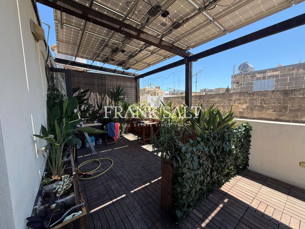 Zejtun, Townhouse — Frank Salt Real Estate