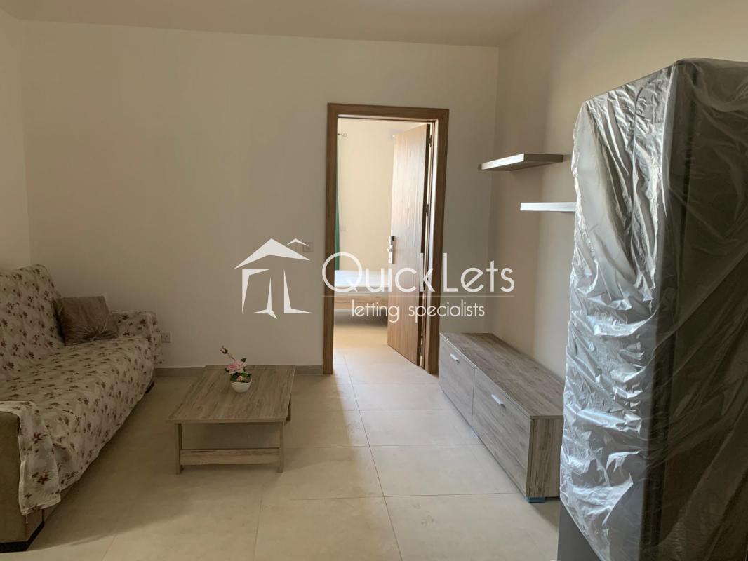 Rooms in Swieqi - REF 89399 — QuickLets