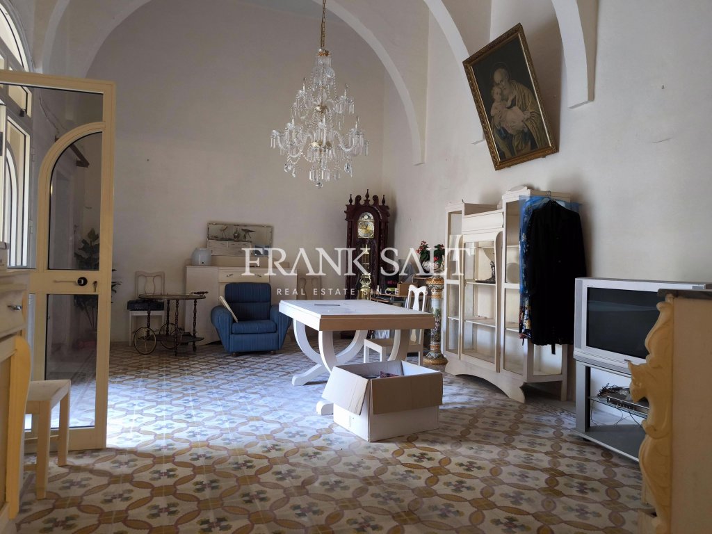 Zebbug, Farmhouse — Frank Salt Real Estate