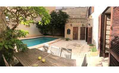 House with a Pool in Naxxar — Simon Mamo Real Estate