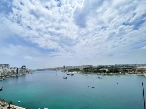 3 bed Penthouse in Sliema — Malta Sotheby's International Realty