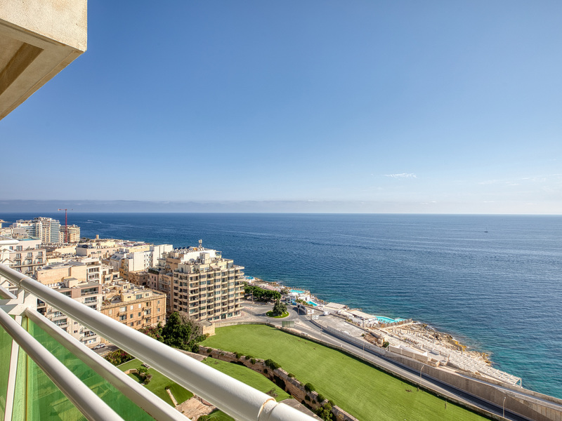 3 bed Apartment in Fort Cambridge, Sliema — Malta Sotheby's International Realty