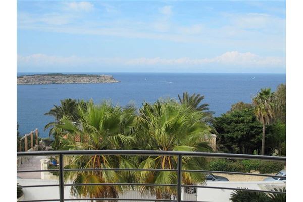 Villa Detached — RE/MAX Malta