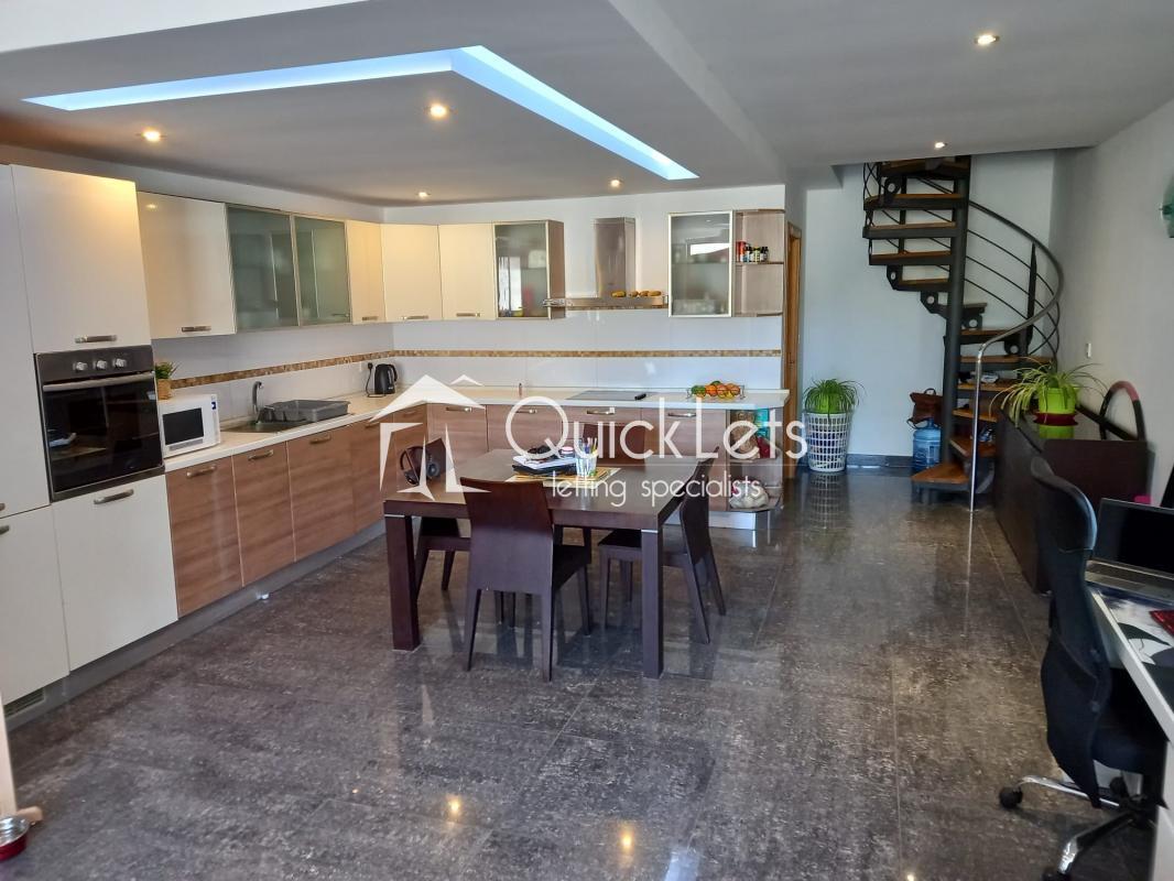 Maisonettes in Xemxija - REF 80146 — QuickLets