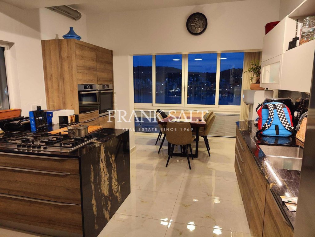 Xemxija, Apartment — Frank Salt Real Estate