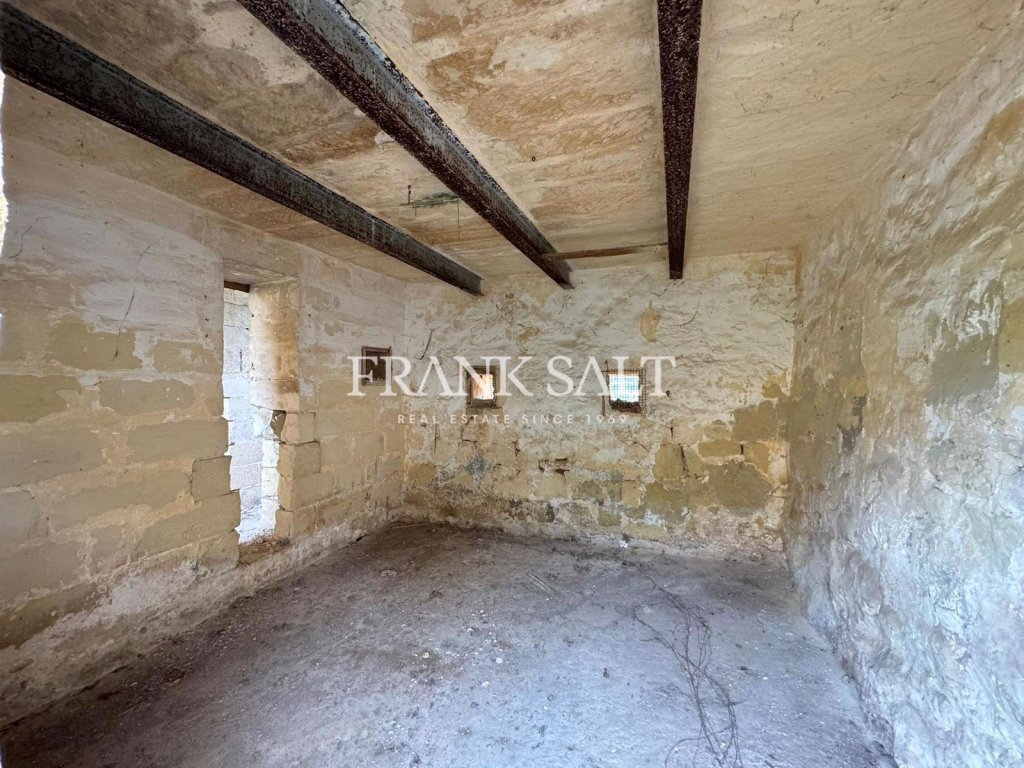 Zabbar, Farmhouse — Frank Salt Real Estate