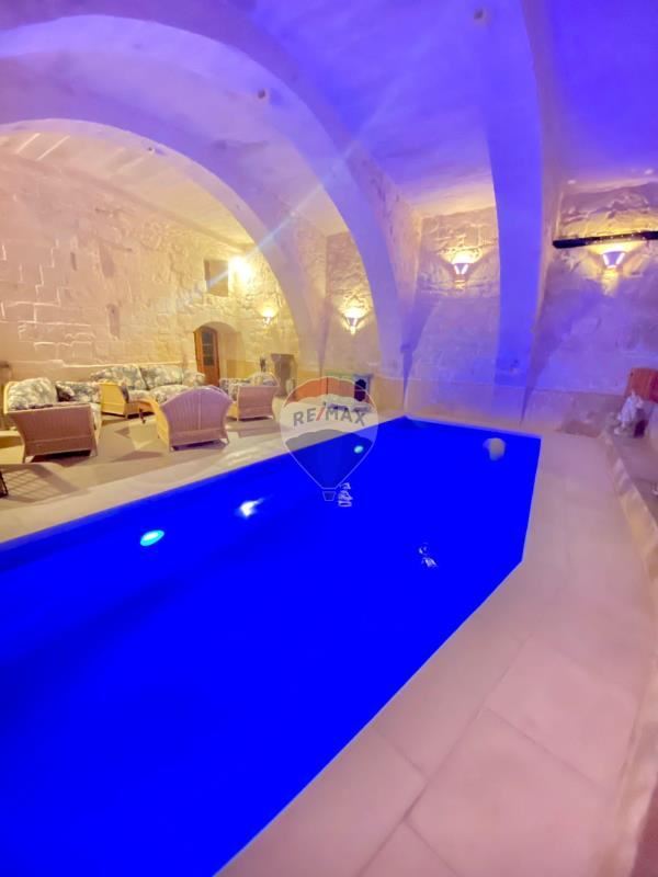 House of Character — RE/MAX Malta