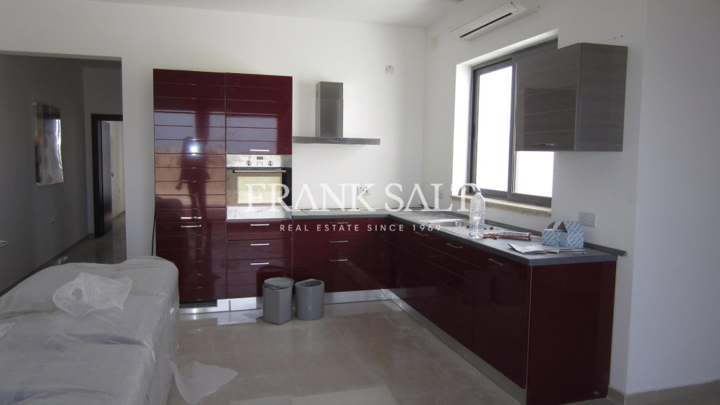 Swatar, Penthouse — Frank Salt Real Estate